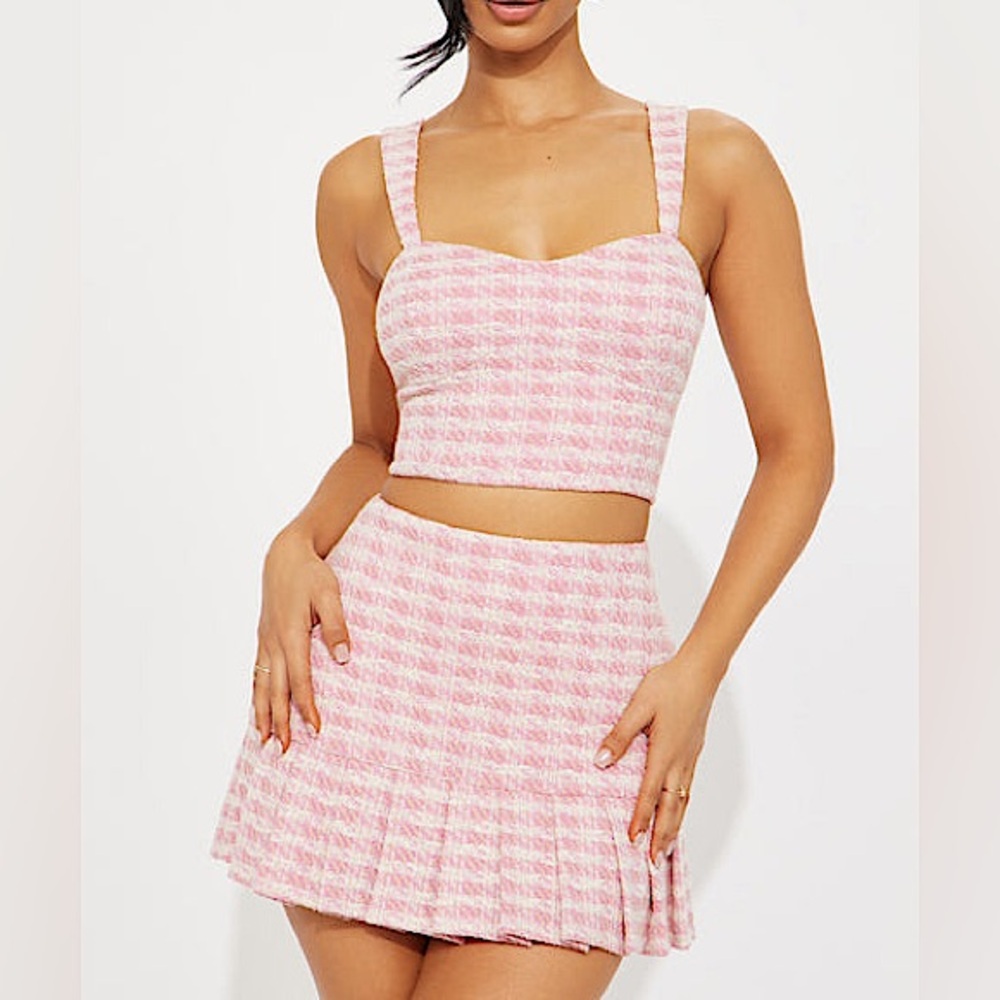 Fashion Nova Blush and Cream Skirt Set - Picture 8 of 13